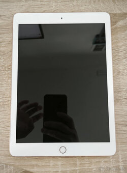 iPad 6th 32GB zlaty - 3