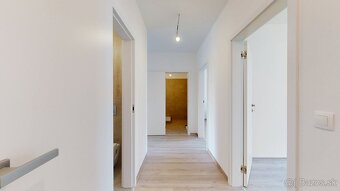 Na prenájom moderný 3-izbový byt v obľúbenej lokalite na Prú - 3