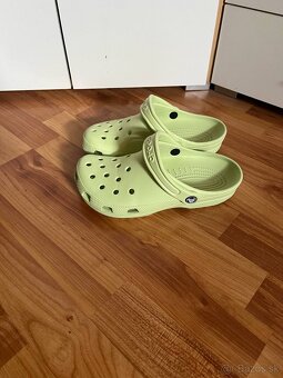 Šľapky Crocs - 3