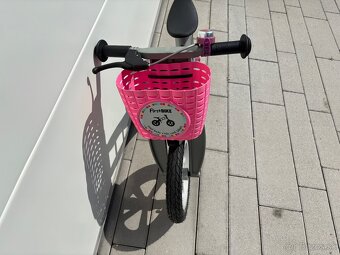 PREDÁM odrážadlo FIRST BIKE pink - 3