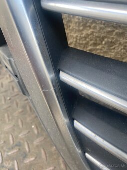Audi Q7 4M maska - 3