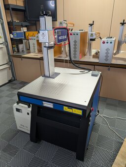 Predám UV laser – 5 W - 10 W, vodou chladený - 3