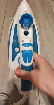 Žehlička Russel Hobbs 2600W - 3