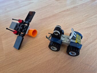 LEGO Agents 8970 Útok robota - 3