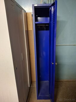 Plechová šatníková skriňa - 3