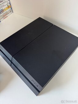 Playstation 4 - 3