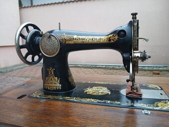 Predam šijací stroj Singer. - 3