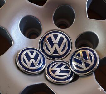 Stredové Krytky (Pukličky) Kolies VW - 3