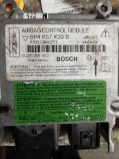 Mazda 3 vstrekovače 1,6 benzín 77Kw, riadiaci modul airbagu - 3