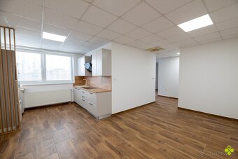 Priestranný 3-izbový byt na prenájom – 84 m² - 3