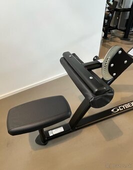 Pulldown stroje na chrbat - 3