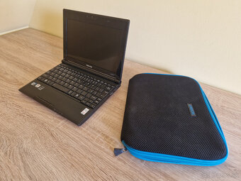 Notebook Toshiba NB500, display 10,1" - 3