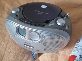 Predám rádiá - vajíčka - rádio + CD + kazeťák PHILIPS - 3