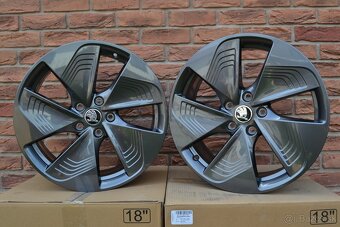 5x112 R18 Hlinikove disky Skoda Octavia 3 / 4 - 3