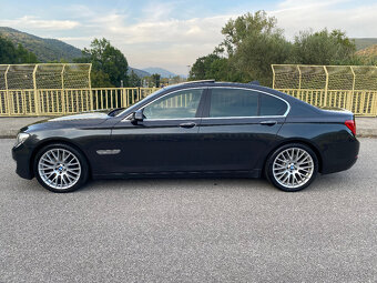BMW F01 740d Xdrive 230kw - Webasto ,Navi ,Šiber, Individual - 3