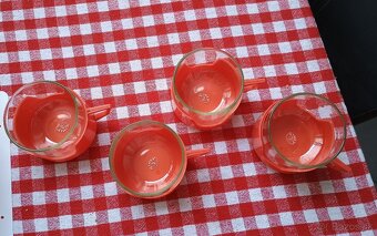 Sklenené šálky retro - 3