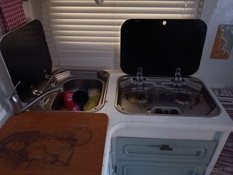 Obytné auto Bürstner - 3