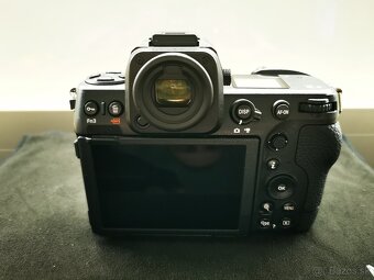 Nikon Z8 - 3