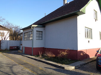 Predaj rodinný dom V. Lomnica 162 m2,pozemok 1231 m2 , 2 g - 3