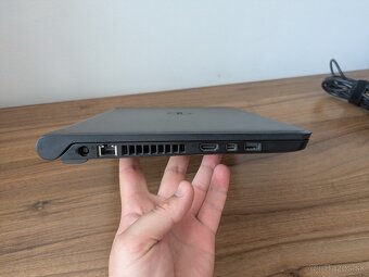 Dell Latitude 3340 (Core i3 / 8Gb Ram / 128 Gb SSD) - 3