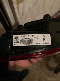Zadný pravý Led svetlomet VW touareg ||| pred facelift - 3