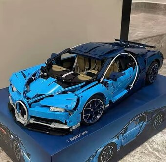 Bugatti Chiron lego LEGO Technic - 3