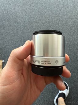 Sigma 60mm f/2,8 DN Art M43 Silver - TOP stav - 3