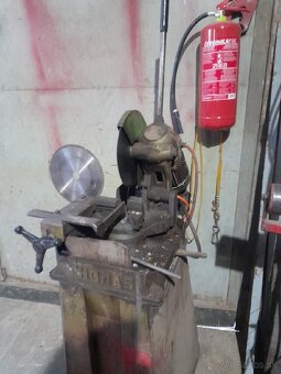 Pila na kov. - 3
