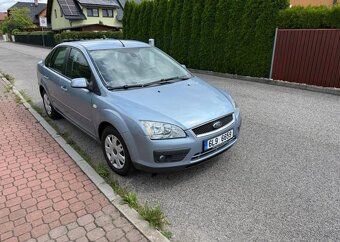 Ford Focus 1,6i Nová STK Tažné klima benzín manuál 74 kw - 3
