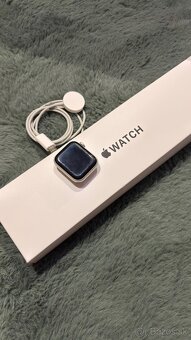 Apple Watch SE (1. generácia) 40mm - 3