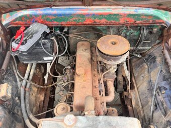 1959 GMC 100 bigwindow utility truck - 3