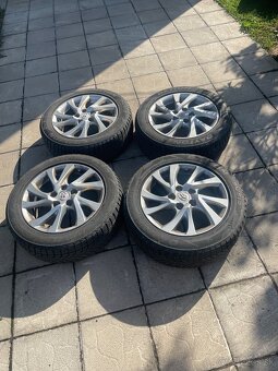 205/55 r16 Toyota auris +zimne 5x114,3 - 3
