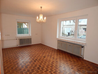 SPEKTRUM REALITY- NA PREDAJ 5-IZBOVÝ DVOJPODLAŽNÝ RODINNÝ DO - 3