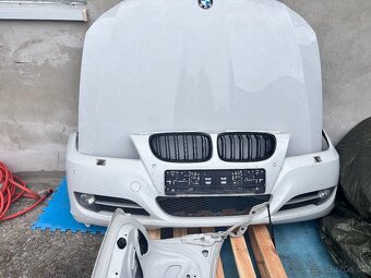 Bmw e90 e91 lci diely - 3