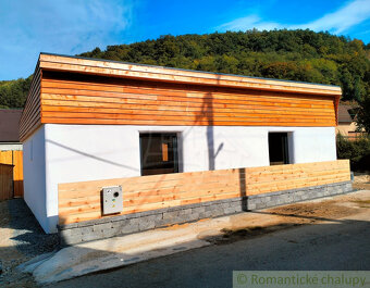 Prírodný zdravý rodinný dom v obci Trenčianska Teplá na p - 3