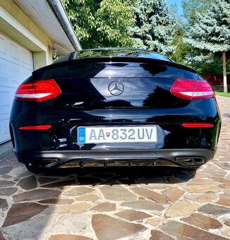 Mercedes-Benz C250 Coupe AMG Night Edition - 3