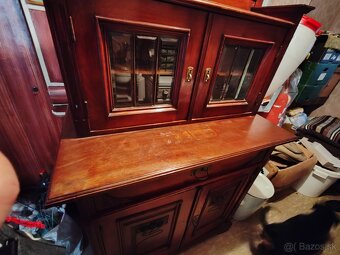 Predaj, starožitna skriňa s vitrinom - 3