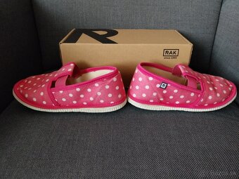 Papučky Rak 32, cena s poštovným - 3