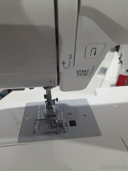 Predám elektronický šijací stroj Janome J30 - 30 programov - 3
