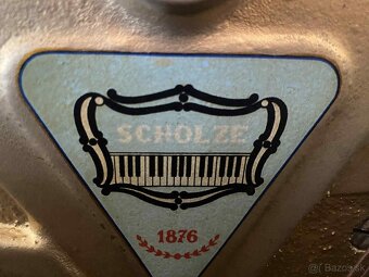 Klavír Scholze - 3