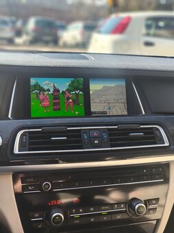 BMW 740i (3 liter benzín) r. 2014 - 3