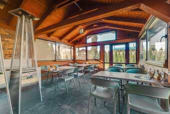 REZERVOVANÉ | Podnikateľská budova s veľkorysým pozemkom - 3