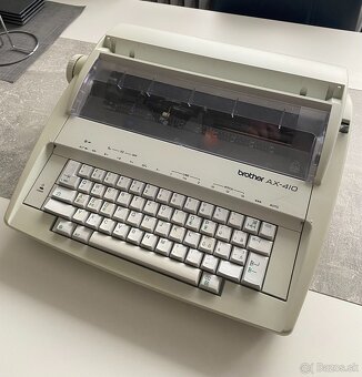 písací stroj Brother AX-410 - 3