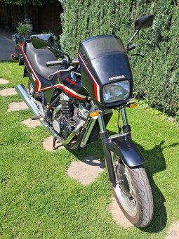 Honda VT 500E - 3