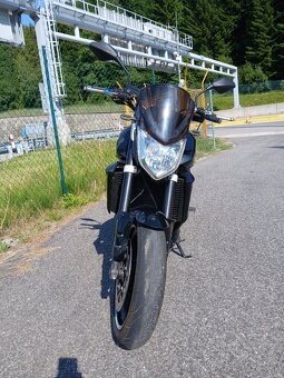 Yamaha FZ1 - 3