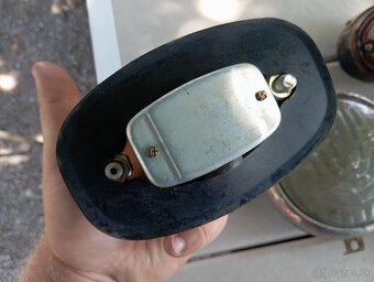 Predám uloženkovú smerovku blinker na škoda 706 RT - 3