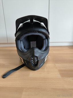 HJC prilba - 3