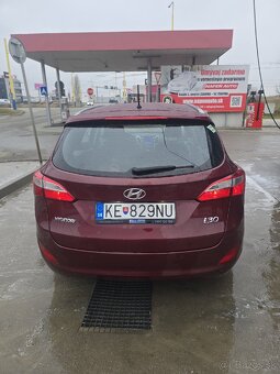 Hyundai i30 Automat, sw combi LPG - 3