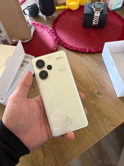 REDMI NOTE  13 PRO+ 5G MOONLIGHT WHITE - 3