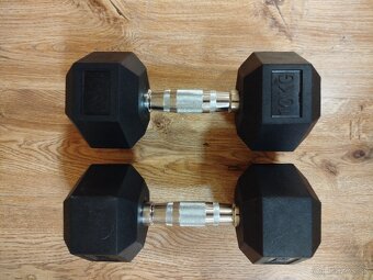 Hexagonalne činky 2x10kg =60€ - 3